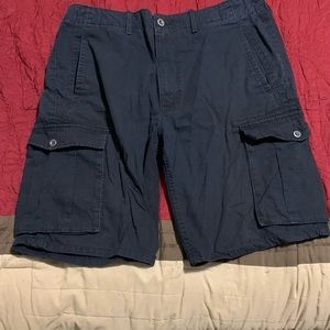 Levi’s Mens Black Cargo Shorts